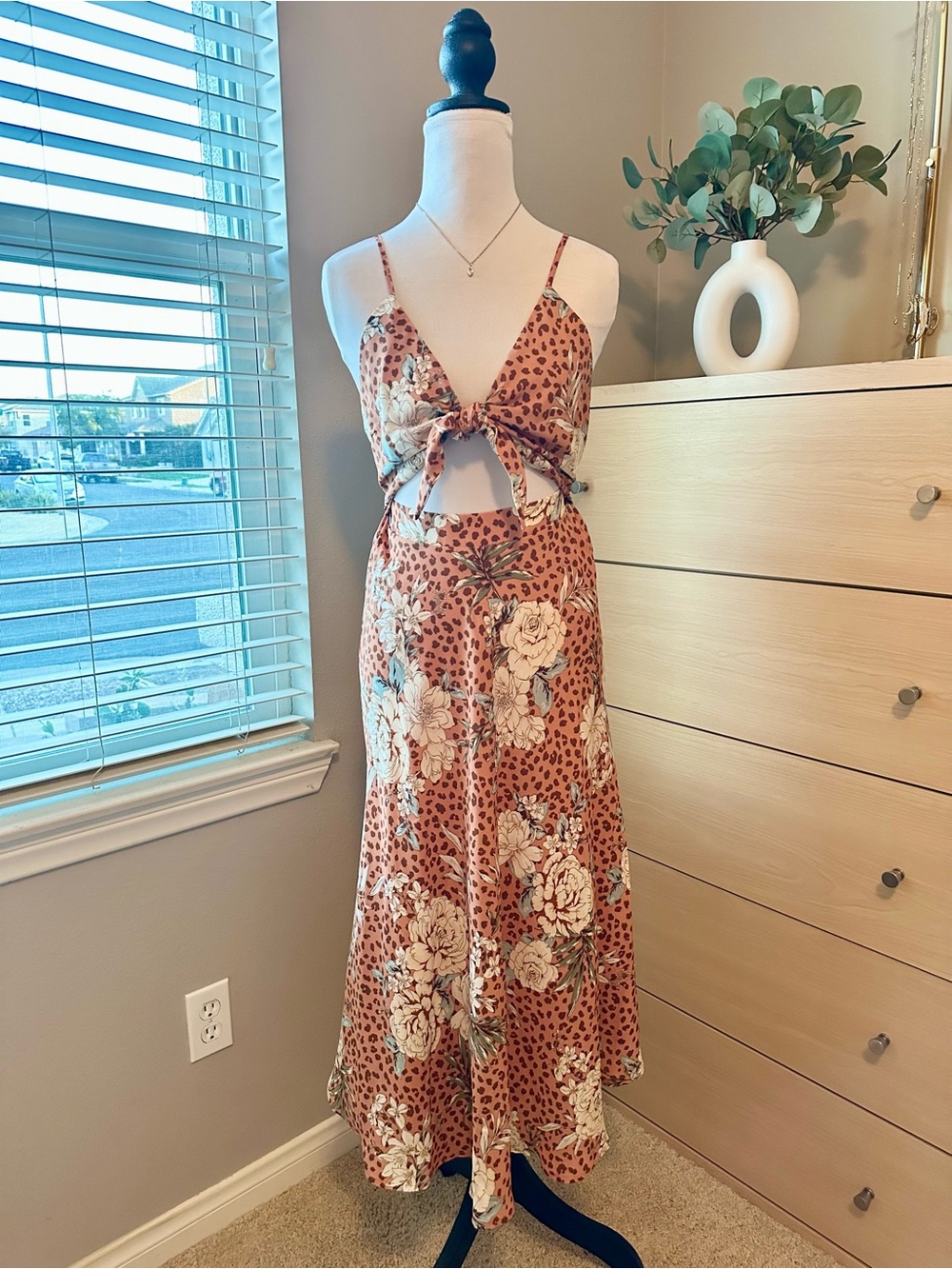 Vici Floral Tie-Front Maxi Dress in Rust and Cream
